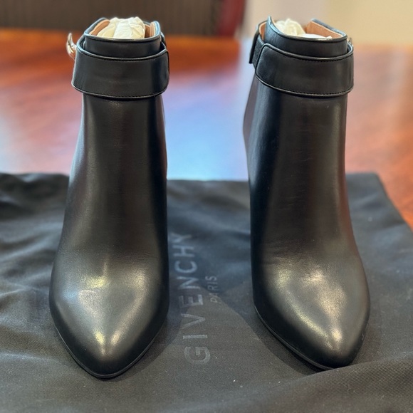 Authentic Givenchy ankle boots sz 38EU - Picture 5 of 9